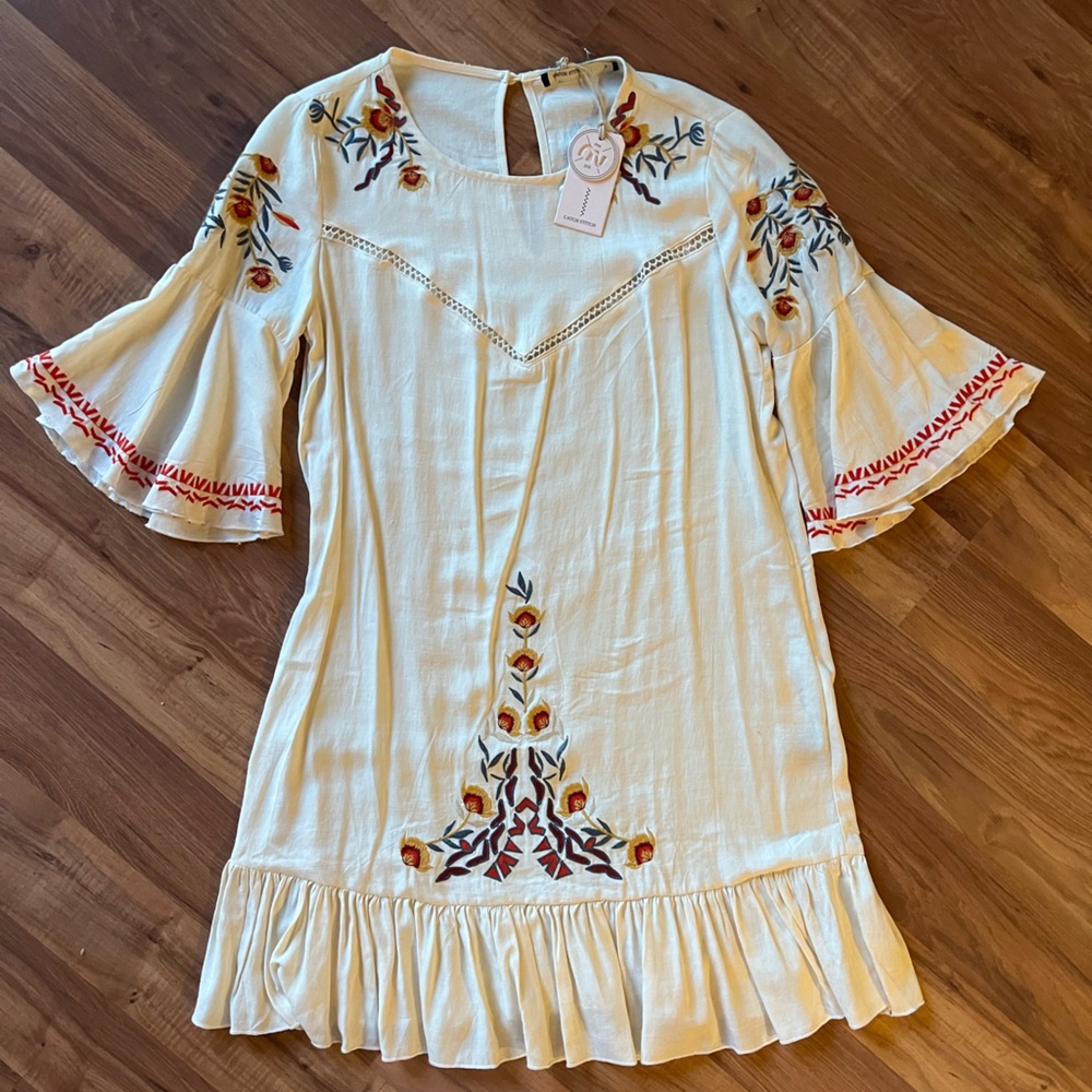 Embroidered Cream Blouse with Floral Accents